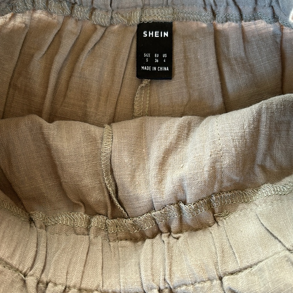 Shein shorts size 4 - Picture 3 of 4